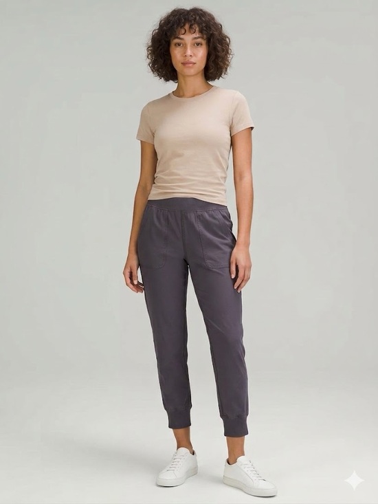 Calvin Klein Pants - Calvin Klein Performance Quick-Dry Gray Elastic Waist Cropped Jogger Pants